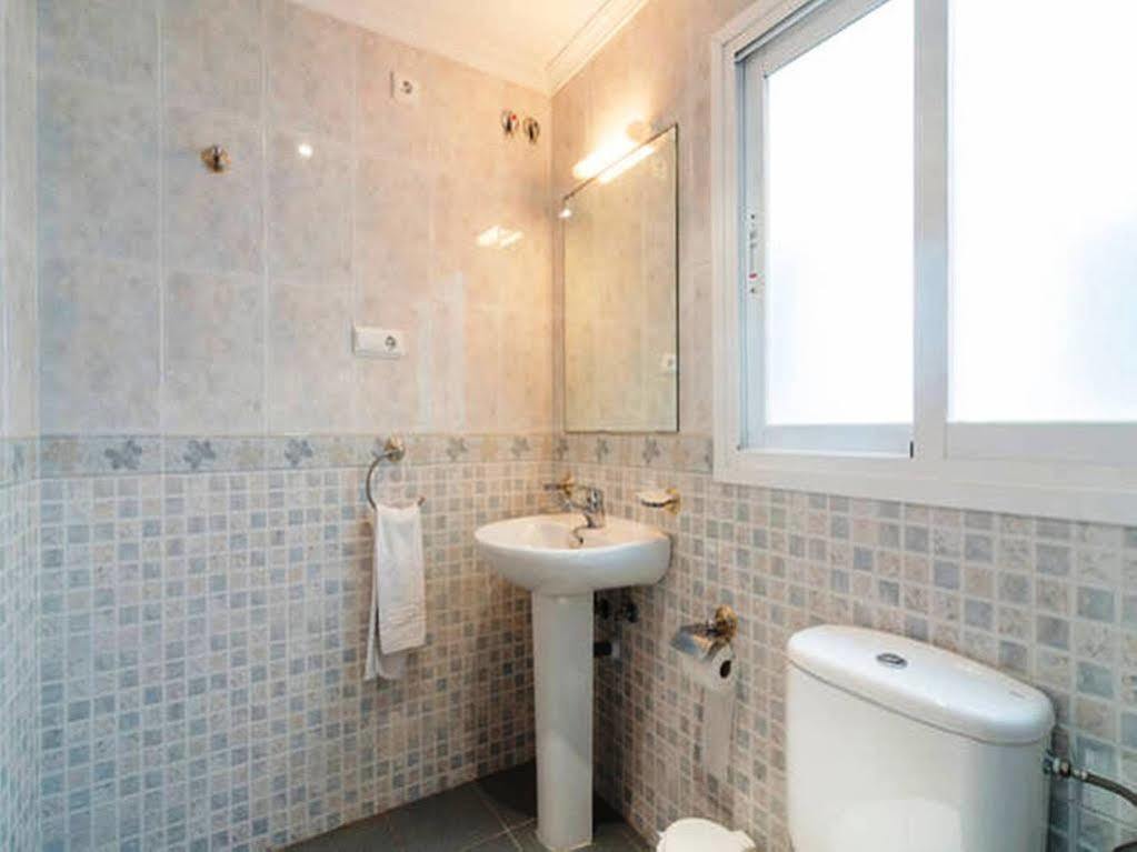 Vicenta Apartaments 托雷莫利诺斯 外观 照片