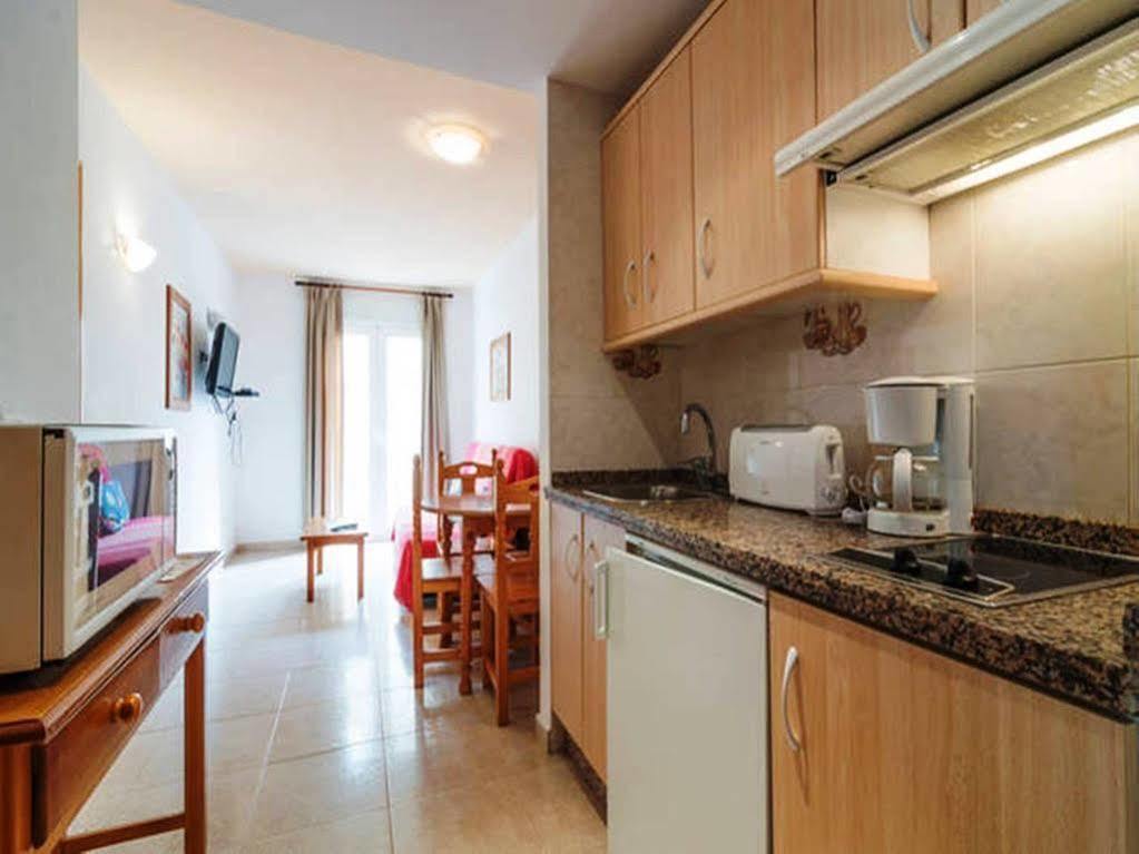 Vicenta Apartaments 托雷莫利诺斯 外观 照片