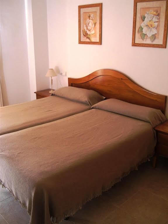 Vicenta Apartaments 托雷莫利诺斯 外观 照片